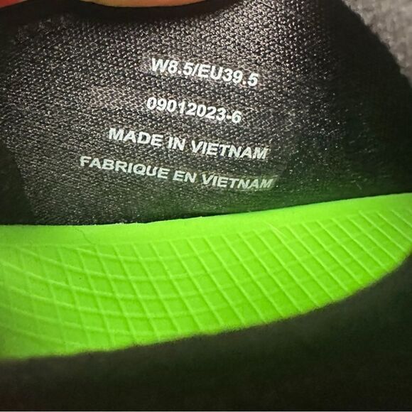 OOFOS OOMG Sport Low Slip-on Shoe Sneakers Black Size 8.5 EU 39.5 - Picture 11 of 14